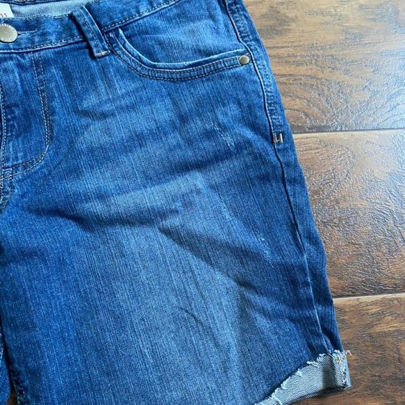 Mossimo Juniors Jean Shorts - Picture 5 of 10